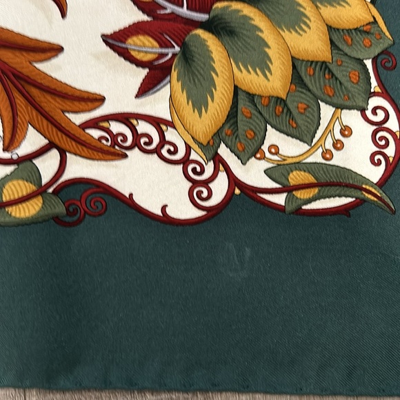 Salvatore Ferragamo Silk Satin Scarf 100% Silk - Picture 6 of 9